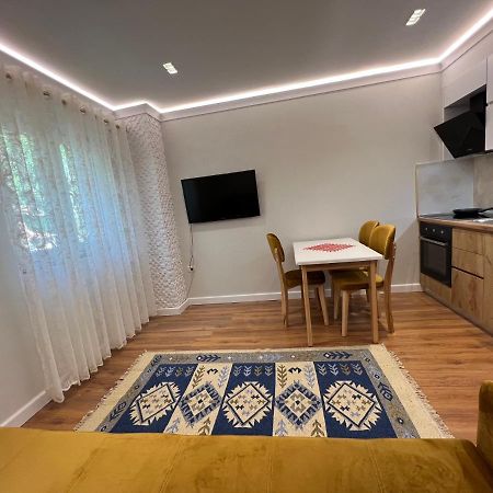 Chestnut Yard Villa Τίρανα Εξωτερικό φωτογραφία