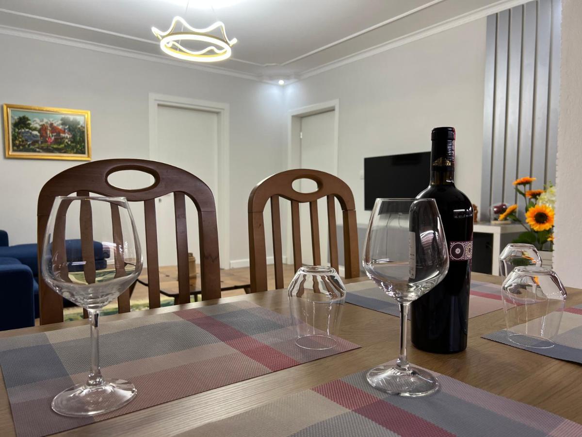 Chestnut Yard Villa Τίρανα Εξωτερικό φωτογραφία