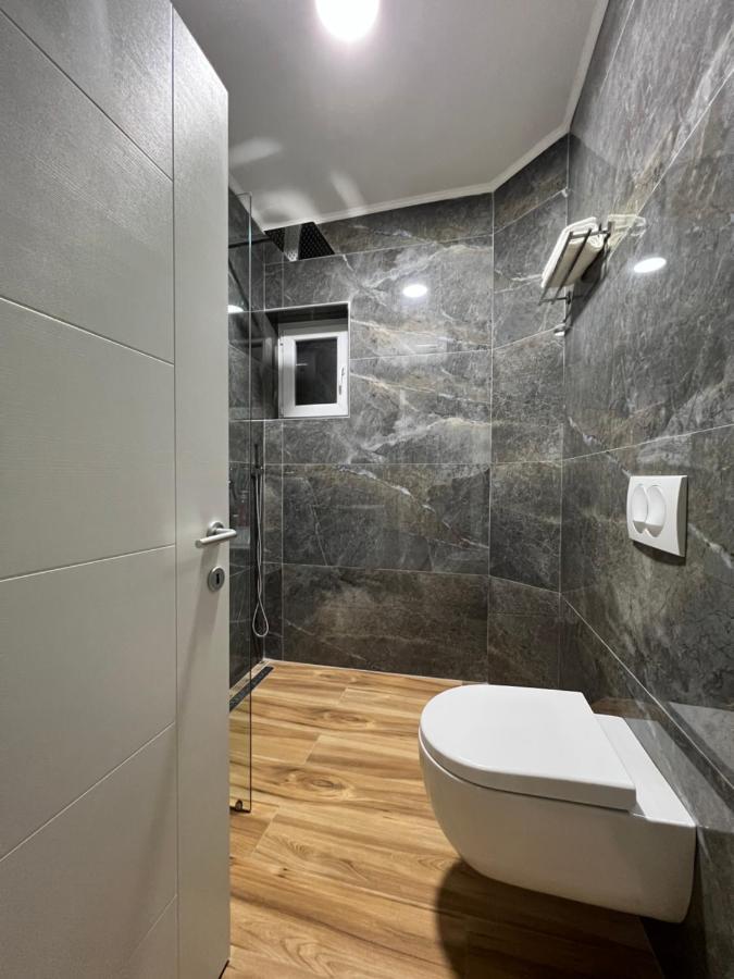 Chestnut Yard Villa Τίρανα Εξωτερικό φωτογραφία