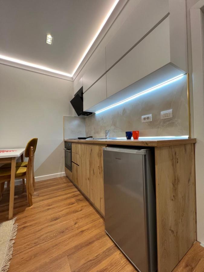 Chestnut Yard Villa Τίρανα Εξωτερικό φωτογραφία